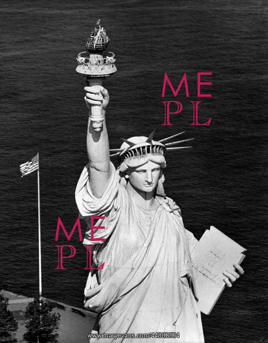 : Statue Of Liberty Shown Waist-Up : Statue Of Liberty Shown Waist-Up