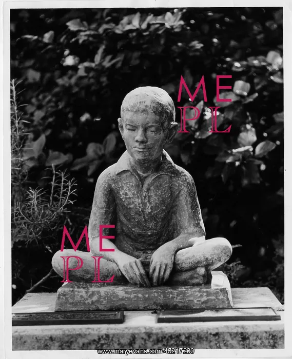 : Statue of Louis Braille in Bermuda's Garden ? : Statue of Louis Braille in Bermuda's Garden ?
