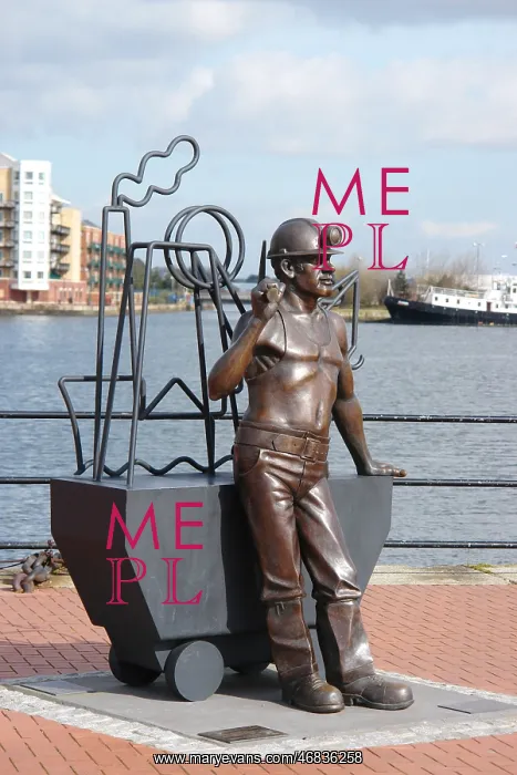 : Statue of a Miner at the Old Bute Docks, Cardiff : Statue of a Miner at the Old Bute Docks, Cardiff