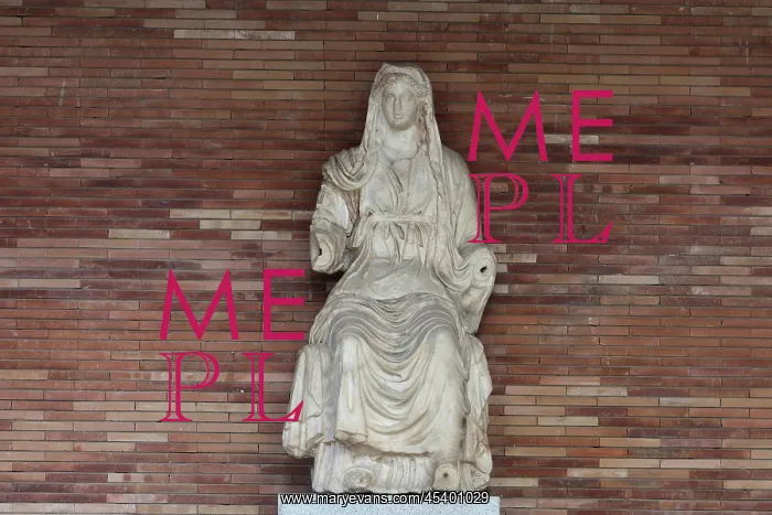 : Statue, Museo Nacional de Arte Romano, Merida, Extremadura : Statue, Museo Nacional de Arte Romano, Merida, Extremadura