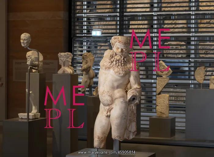 : Statue, Narbo Via museum, Narbonne : Statue, Narbo Via museum, Narbonne