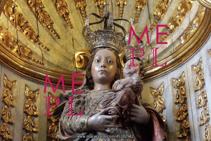 : Statue of Nostra Senhora da Luz, or Our Lady of : Statue of Nostra Senhora da Luz, or Our Lady of