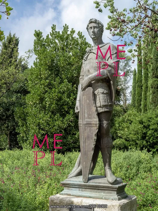 : Statue, Parc de Sant Jordi, Terrassa, Catalonia, Spain : Statue, Parc de Sant Jordi, Terrassa, Catalonia, Spain