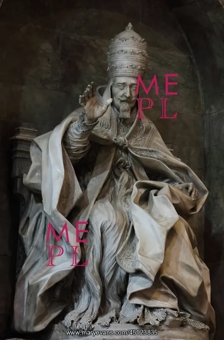 : Statue of Pope Alexander VII, Siena Cathedral : Statue of Pope Alexander VII, Siena Cathedral