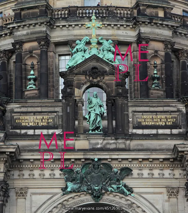 : Statues, Berliner Dom, Berlin, Germany : Statues, Berliner Dom, Berlin, Germany