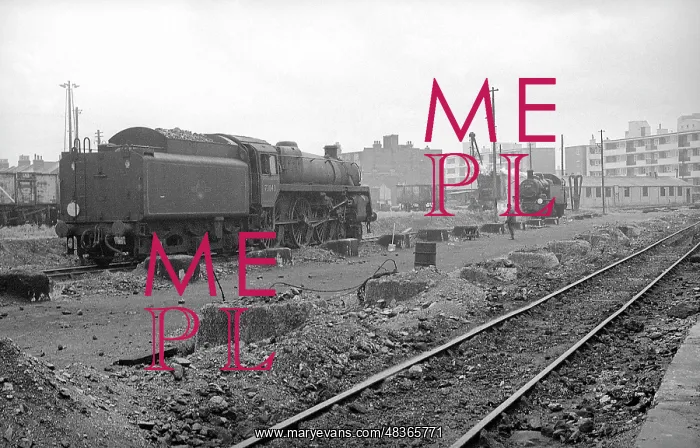 : Steam engine over ashpit : Steam engine over ashpit