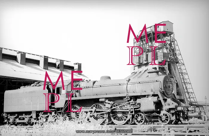 : Steam engine at Nine Elms Loco Yard : Steam engine at Nine Elms Loco Yard