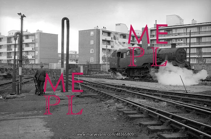: Steam engine in steam at Nine Elms : Steam engine in steam at Nine Elms