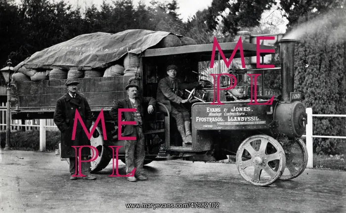 : Steam lorry, Llandyssil, Powys, Mid Wales : Steam lorry, Llandyssil, Powys, Mid Wales