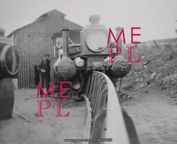 : Steam monorail engine : Steam monorail engine