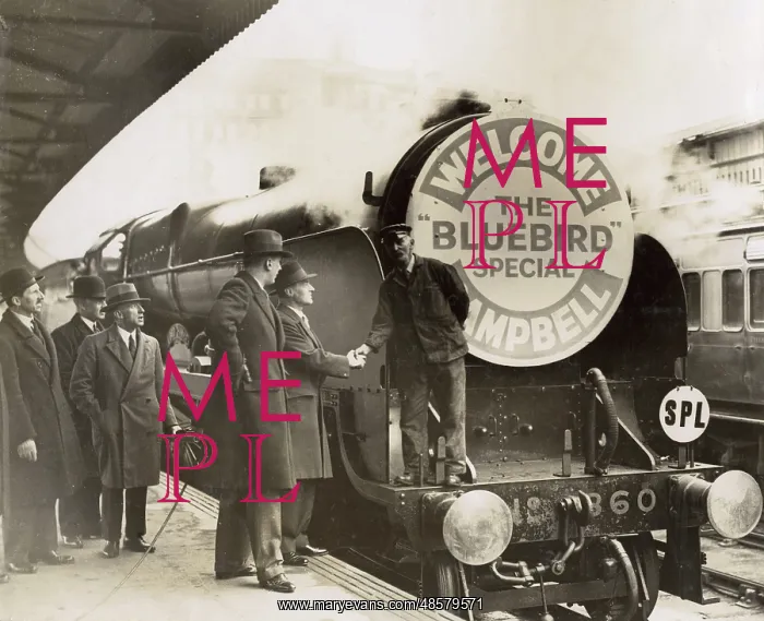 : Steam train celebrating Malcolm Campbell's record : Steam train celebrating Malcolm Campbell's record