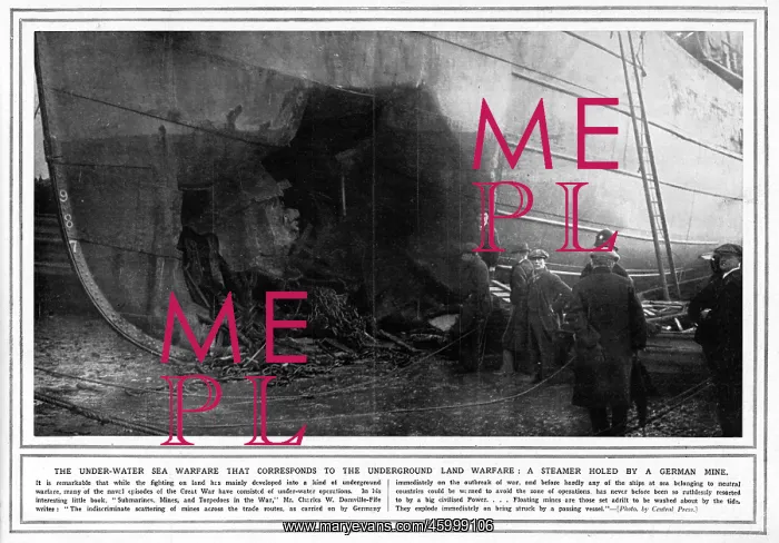 : steamer holed by a German mine : steamer holed by a German mine