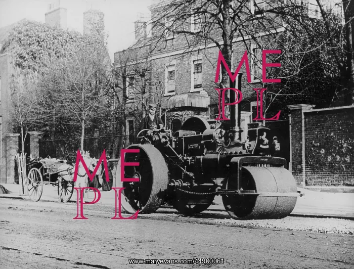  : Steamroller
