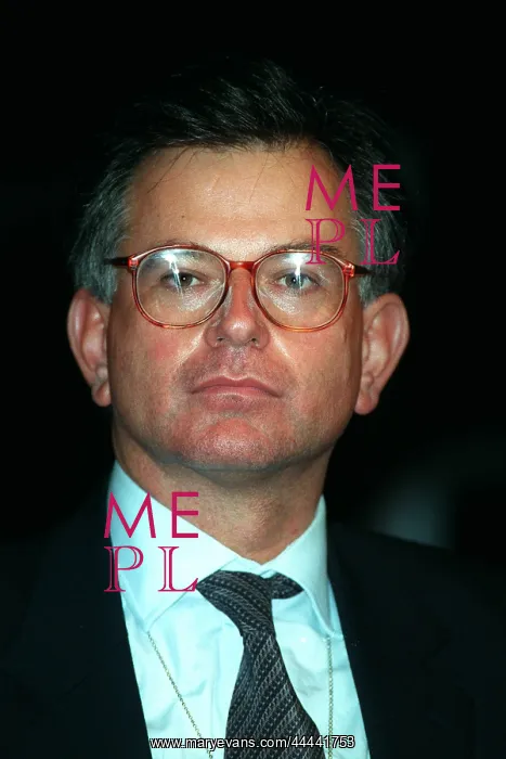  : Stephen Byers MP