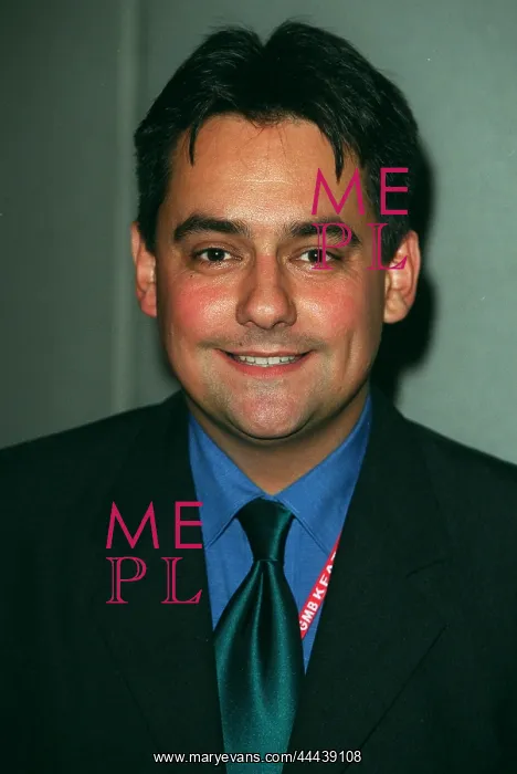  : Stephen Twigg MP