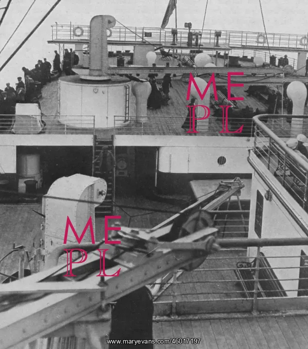 : The stern and sun deck of the Titanic : The stern and sun deck of the Titanic