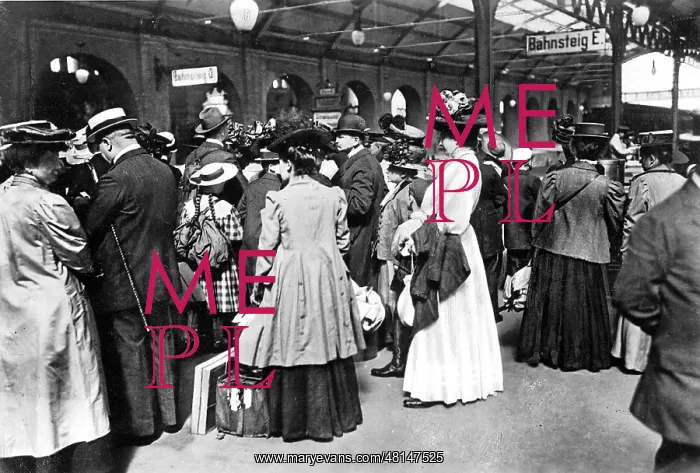 : The Stettin Station, 1912 : The Stettin Station, 1912