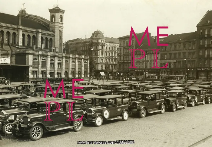 : The Stettiner train station in Berlin, 1932 : The Stettiner train station in Berlin, 1932