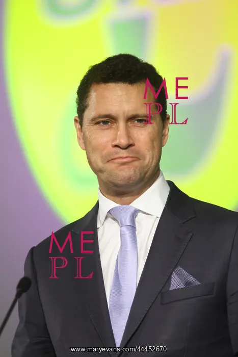  : Steven Woolfe Mep
