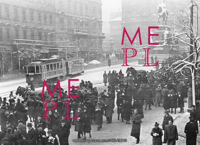 : Stew at Wenceslas Square in Prague, 1939 : Stew at Wenceslas Square in Prague, 1939