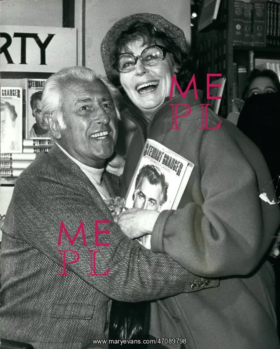: Stewart Granger gets a Surprise Visit From Ava : Stewart Granger gets a Surprise Visit From Ava