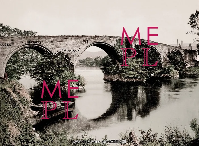 : Stirling Old Bridge is a stone bridge, the River Forth : Stirling Old Bridge is a stone bridge, the River Forth