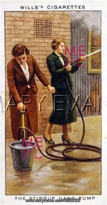 : STIRRUP HAND PUMP C1920 : STIRRUP HAND PUMP C1920