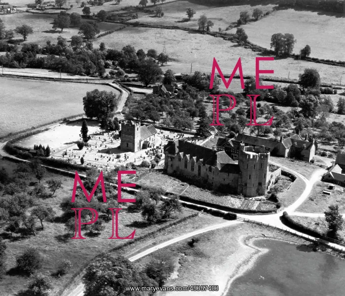 : Stokesay Castle : Stokesay Castle
