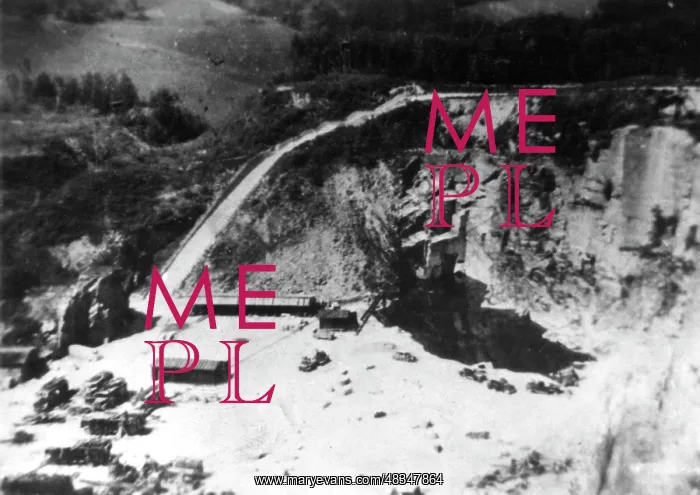 : Stone pit in the Mauthausen concentration camp : Stone pit in the Mauthausen concentration camp