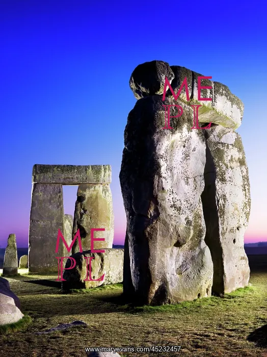  : Stonehenge