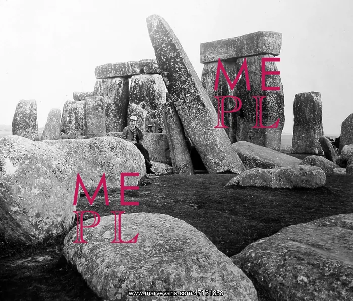  : Stonehenge