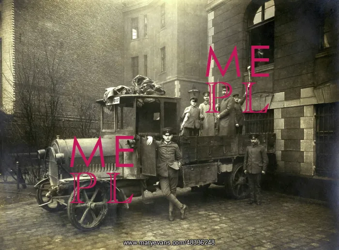 : Storage of captured weapons, 1919 : Storage of captured weapons, 1919