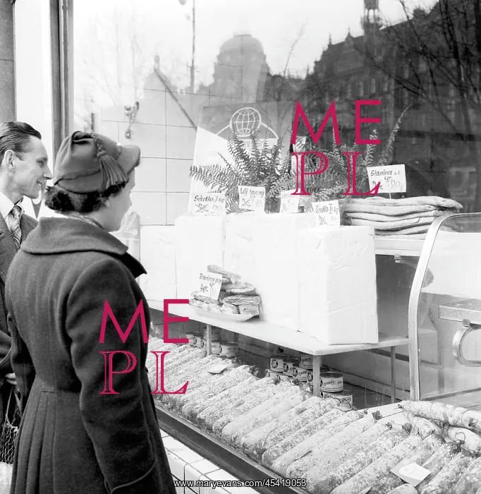 : Store window - salami : Store window - salami