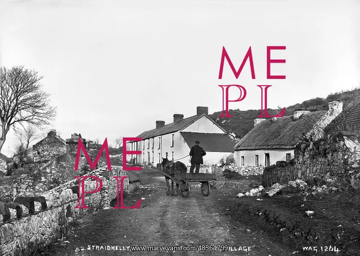 : Straidkilly, Carnlough, The Slipping Village : Straidkilly, Carnlough, The Slipping Village