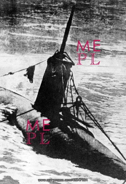 : Stranded submarine, 1941 : Stranded submarine, 1941