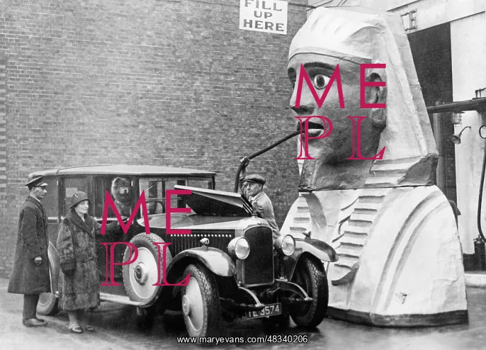 : A strange gas station, 1936 : A strange gas station, 1936