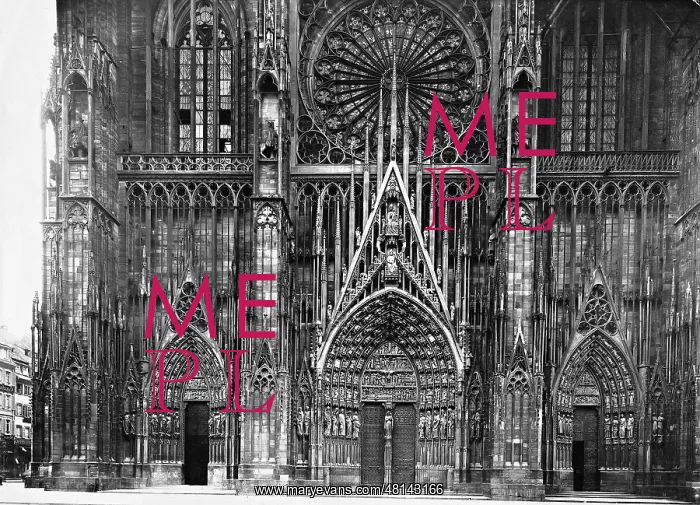 : Strasbourg cathedral, 1937 : Strasbourg cathedral, 1937