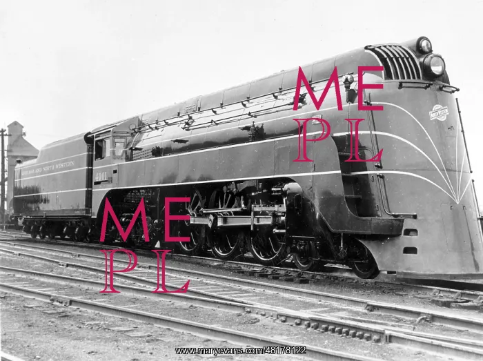 : Streamlined E-4 diesel locomotive : Streamlined E-4 diesel locomotive
