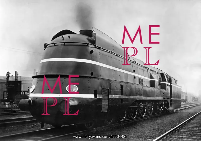: Streamlined locomotives before 1945, a streamlined : Streamlined locomotives before 1945, a streamlined