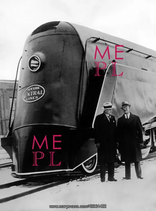 : Streamlined steam locomotives before 1945 : Streamlined steam locomotives before 1945