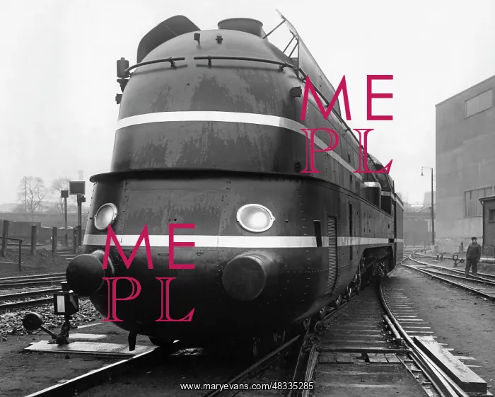 : Streamlined steam locomotives before 1945 : Streamlined steam locomotives before 1945