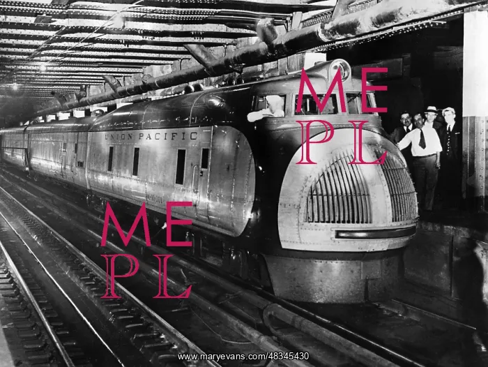 : Streamlined steam locomotives before 1945 : Streamlined steam locomotives before 1945