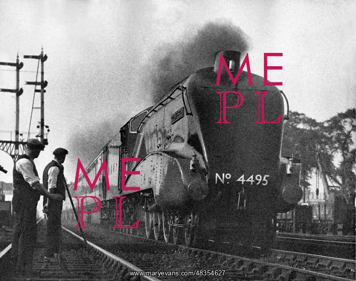 : Streamlined steam locomotives before 1945 : Streamlined steam locomotives before 1945