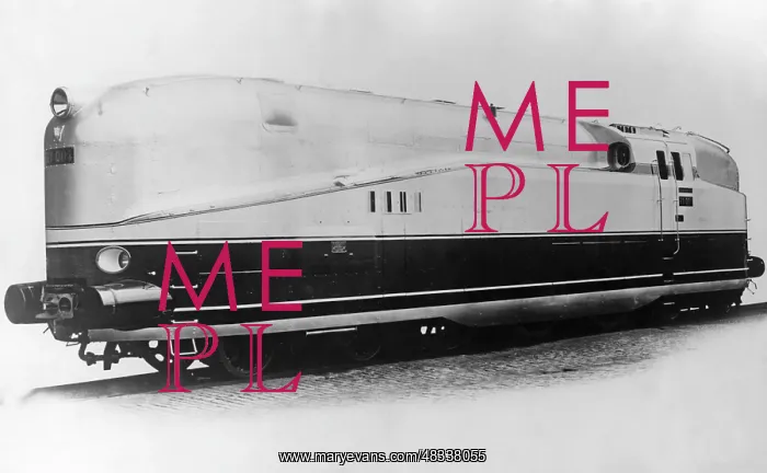 : Streamlined steam locomotives before 1945, a streamliner i : Streamlined steam locomotives before 1945, a streamliner i