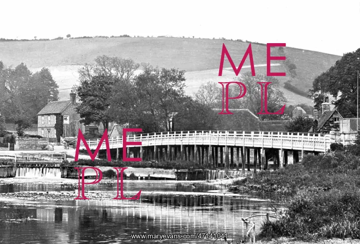  : Streatley Bridge, River Thames