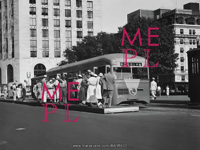: Street Car - People - Transportation : Street Car - People - Transportation
