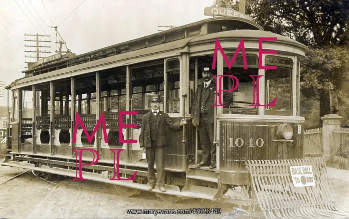  : Street car in Toronto, Canada
