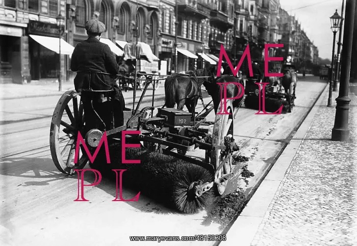 : Street cleaning in Berlin, 1925 : Street cleaning in Berlin, 1925
