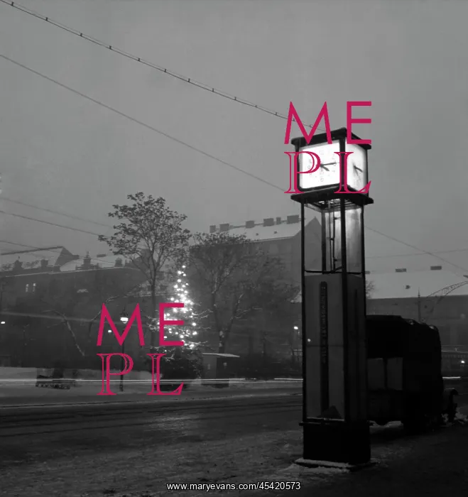  : Street clock