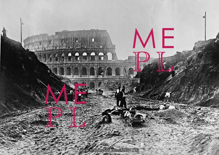 : Street construction in front of the Coliseum in Rome, 1932 : Street construction in front of the Coliseum in Rome, 1932